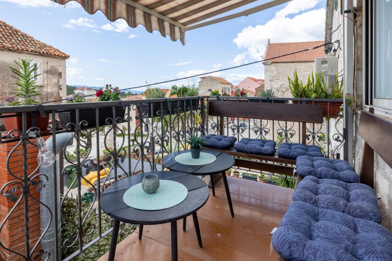Guesthouse Rebecca Makarska Ngoại thất bức ảnh
