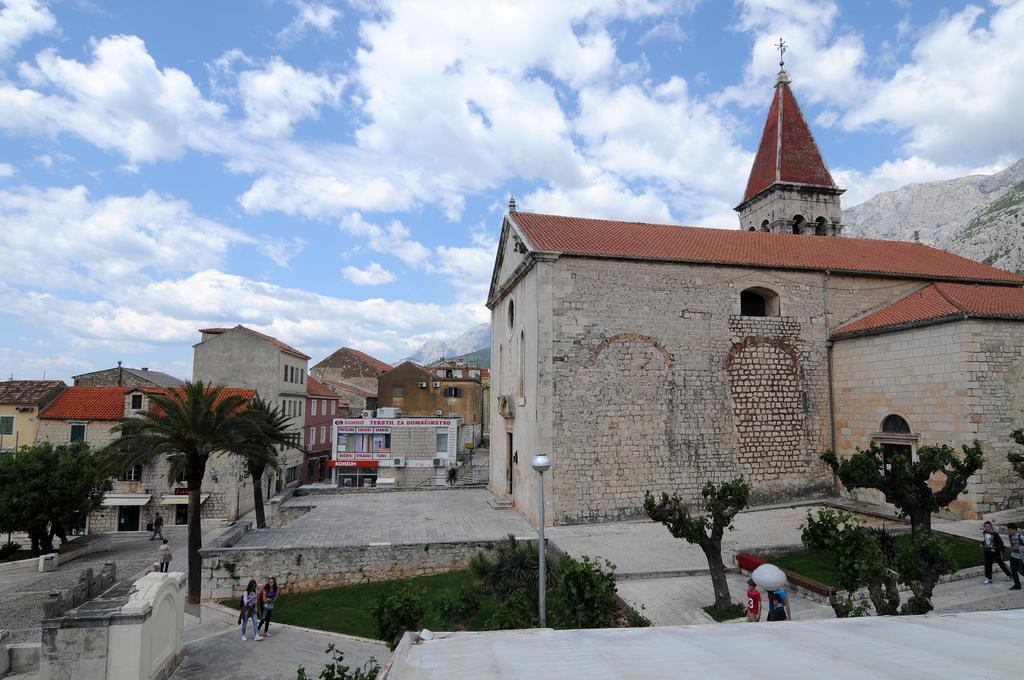 Guesthouse Rebecca Makarska Ngoại thất bức ảnh